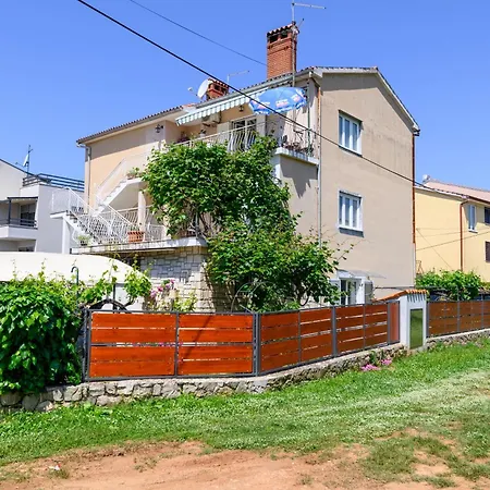 Apartment With A Parking Space - 23506